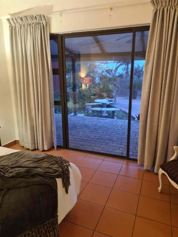 爱德华港 Indaba Manor On 413 Owen Ellis Dr酒店 外观 照片
